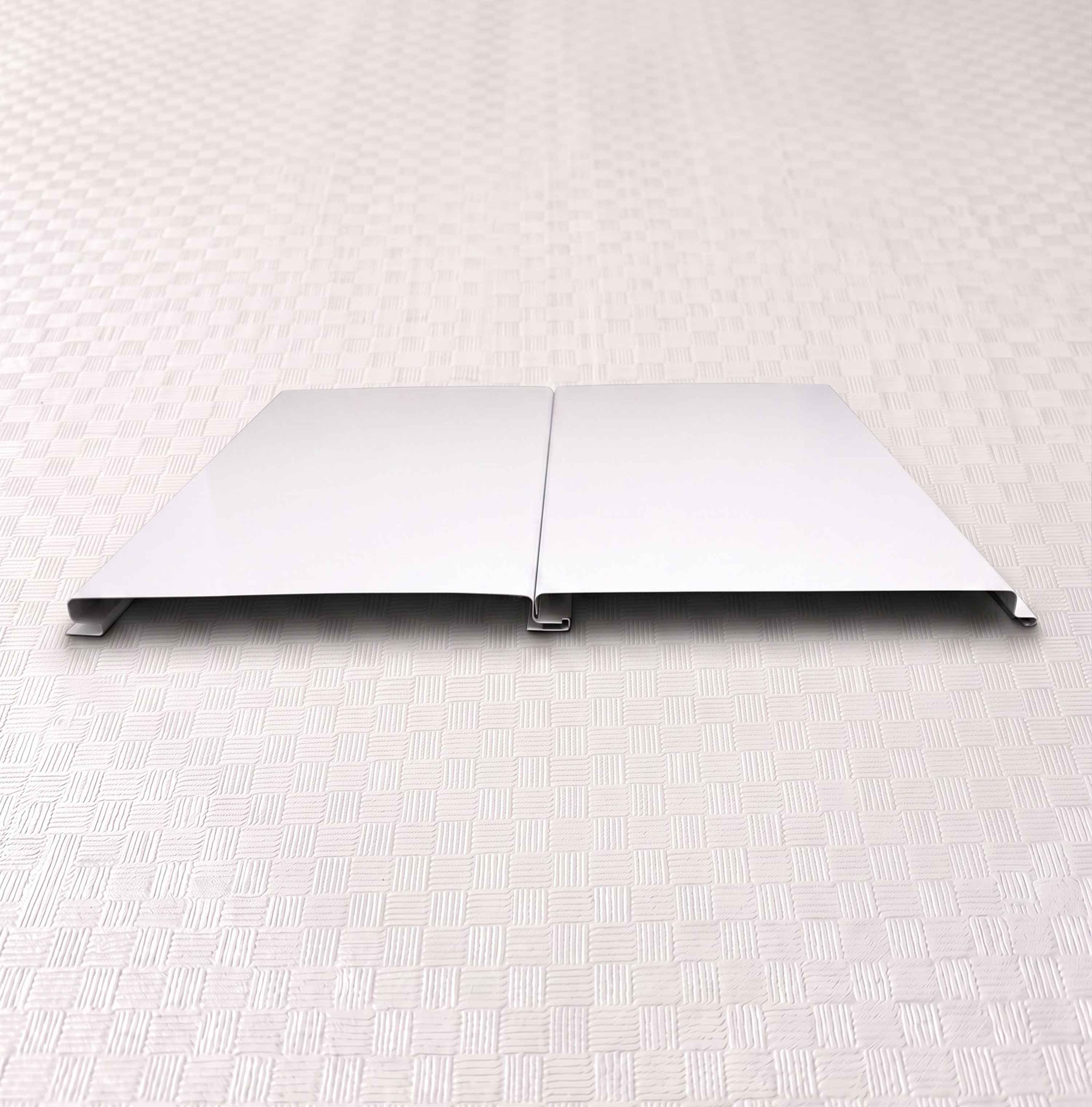 150F Linear Ceiling Panels